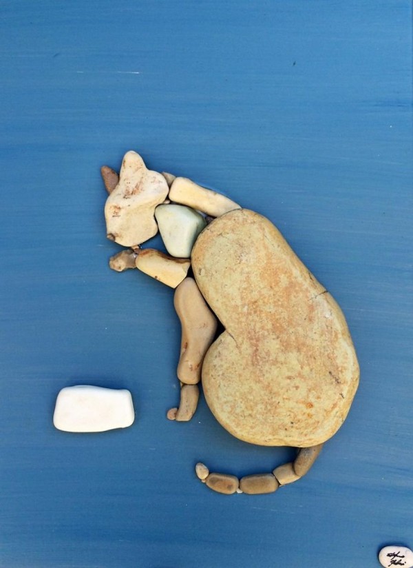 Creative art from stones find on the beach by Stefano Furlani
