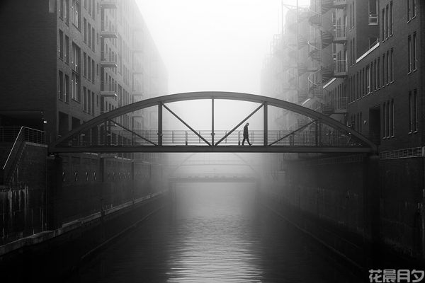 Urban melancholy, photography by Alexander Schoenberg