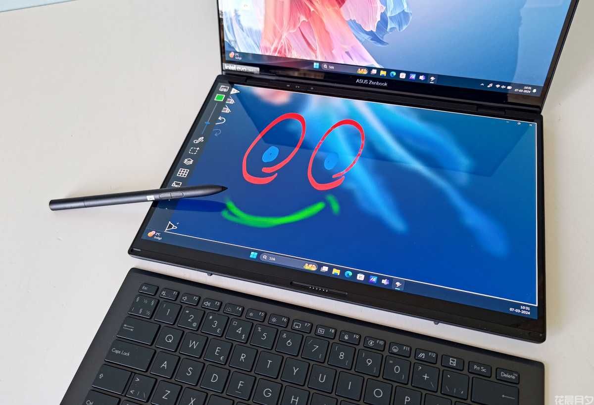 华硕 Zenbook Duo 2024 pekpenna