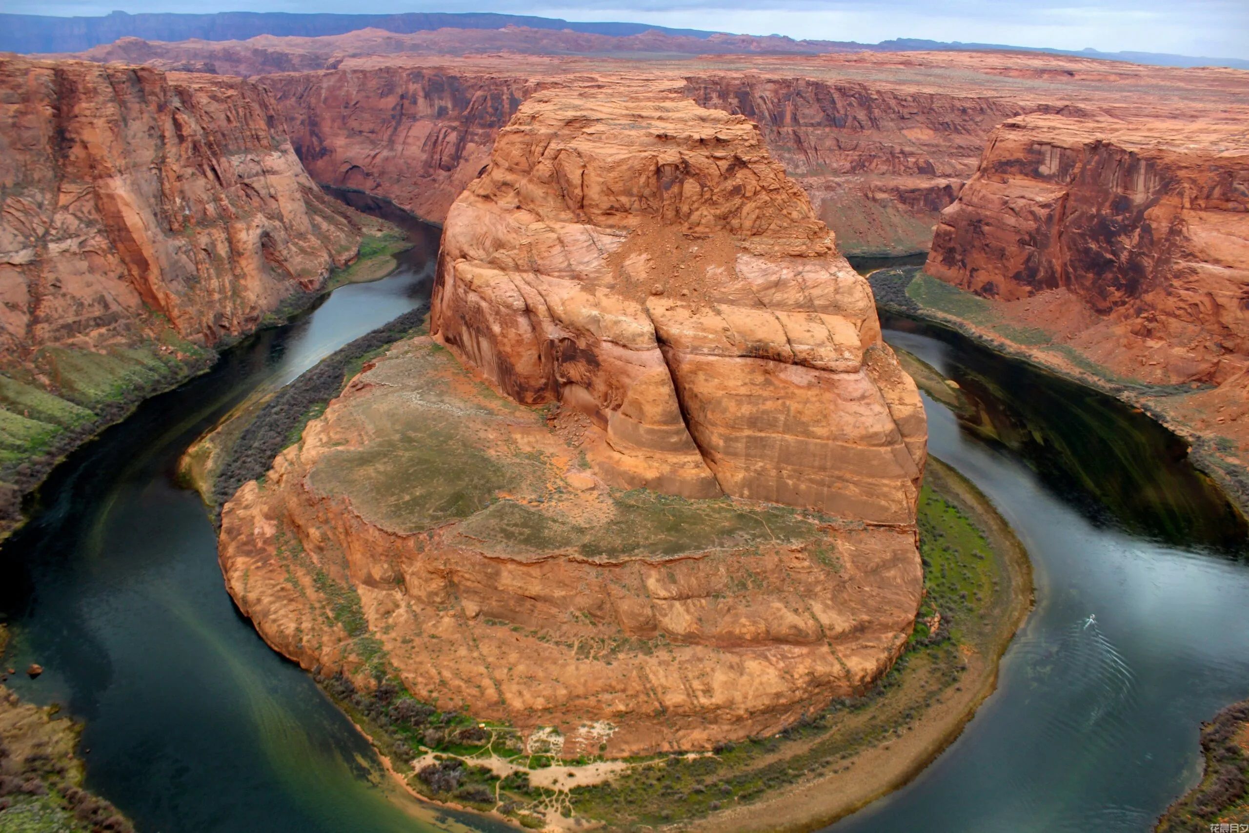 rock-water-pexels-scaled.jpg