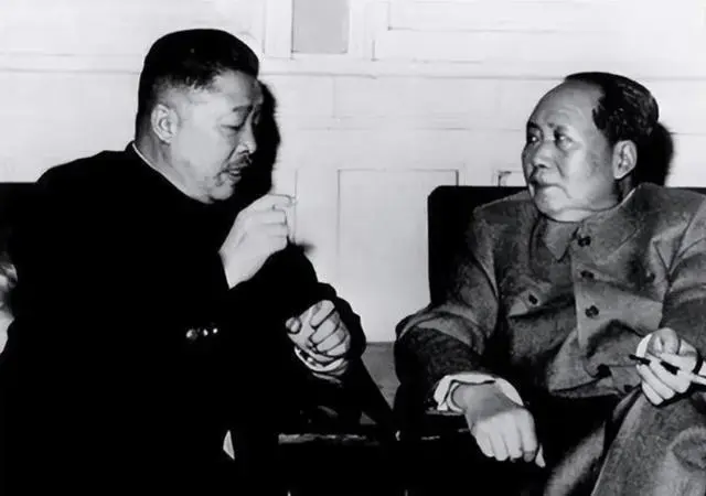 贺老总战功卓著，毛主席为何不让他去部队，反而让他去管体育？_贺老总战功卓著，毛主席为何不让他去部队，反而让他去管体育？_