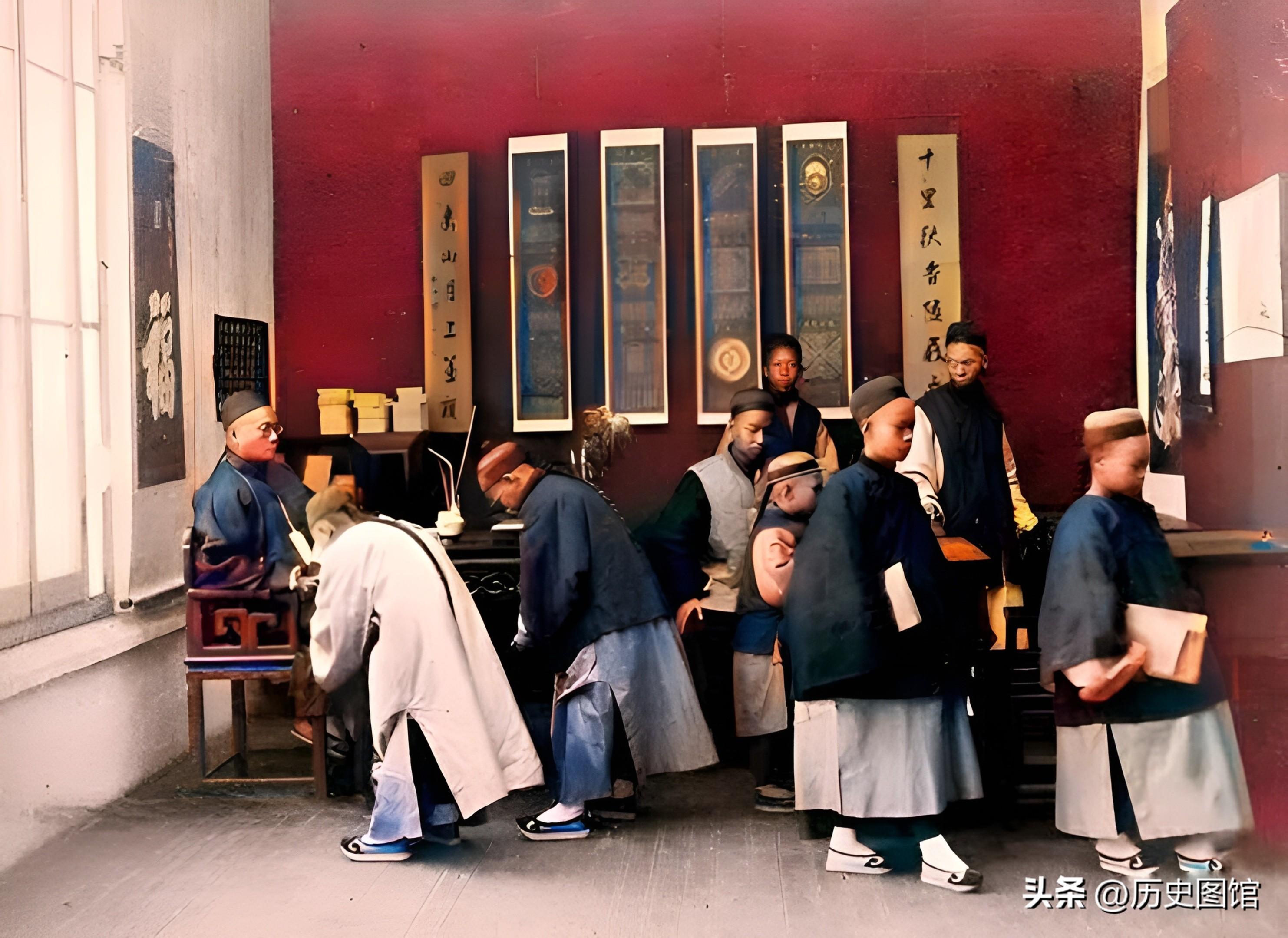 和珅的真实长相复原图__仐三真实身份照片曝光