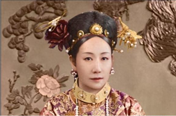 光绪年间慈禧__慈禧光绪只差一天