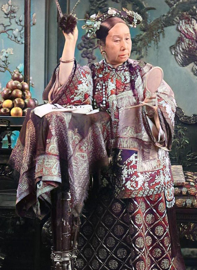 慈禧光绪只差一天_光绪年间慈禧_
