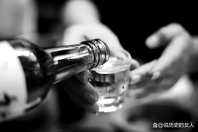 1970年，俩知青酒后同床生一子送人，23年后此子寻亲被生父杀掉_1970年，俩知青酒后同床生一子送人，23年后此子寻亲被生父杀掉_