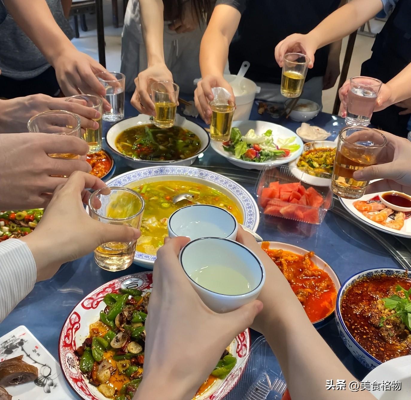 _白露喝酒图片_白露节气喝酒