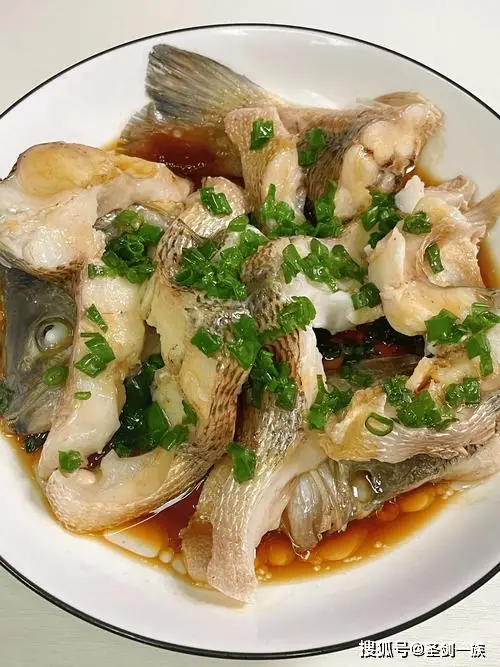 晚餐吃什么好不上火_晚上蒸什么吃_