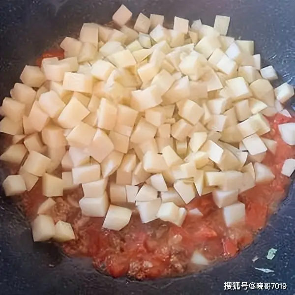 番茄土豆饭直接煮饭能熟吗__土豆番茄饭怎么做