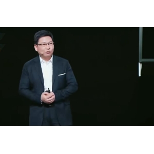 华为智慧屏 V5 Max 110：超越国外某厂商 OLED 旗舰的画质之选